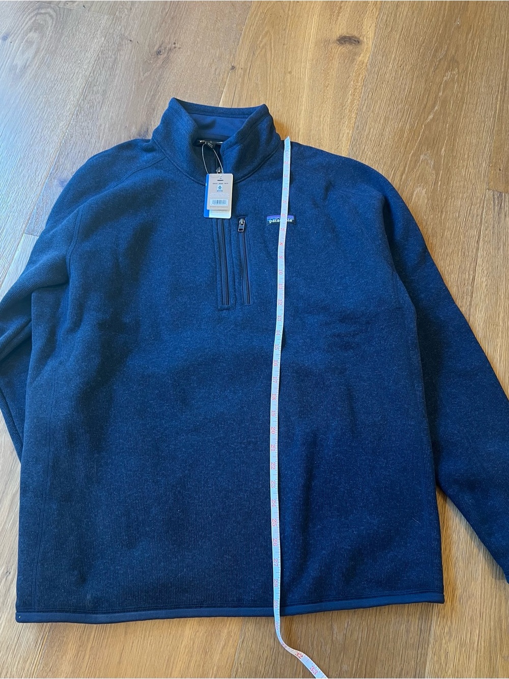 NWT Patagonia Men’s Quarter-Zip Fleece in Navy - Picture 6 of 11